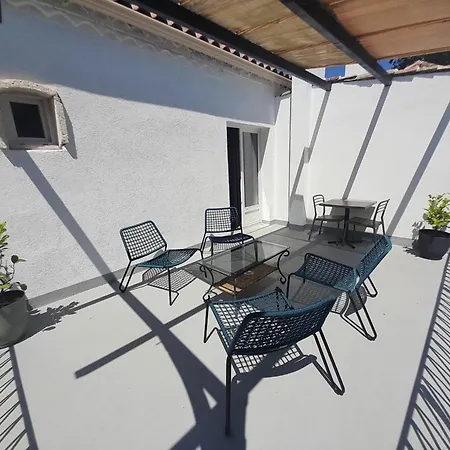 La Barguelonne 酒店 *