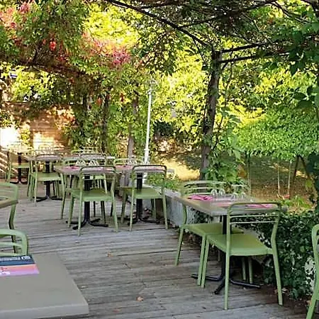 La Barguelonne Hotel *